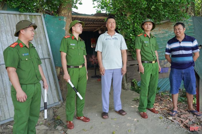 Xã Đức Quang chú trọng quản lý hoạt động khai thác, kinh doanh khoáng sản ngay từ các mỏ, bến bãi, điểm tập kết vật liệu xây dựng.