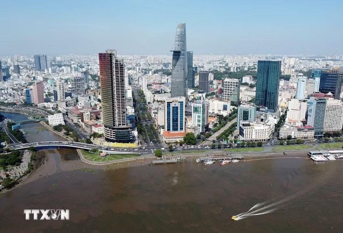 Trong bối cảnh mới, "Đường Kách mệnh" vẫn còn nguyên giá trị lý luận và thực tiễn. Trong ảnh: Một góc Thành phố Hồ Chí Minh phát triển hiện đại. (Ảnh: Thanh Vũ/TTXVN)