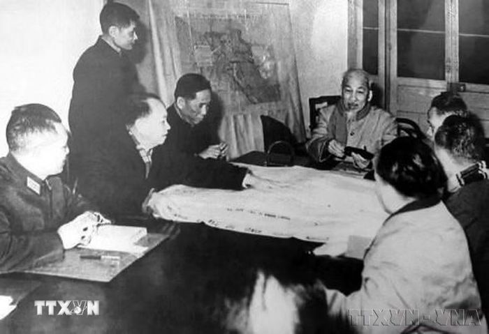 Tháng 1/1968, tại Hội nghị Ban chấp hành Trung ương Ðảng lần thứ 14 đã thông qua Nghị quyết tháng 12/1967 của Bộ Chính trị, quyết định thực hiện tổng công kích - tổng khởi nghĩa để giành thắng lợi quyết định cho sự nghiệp kháng chiến chống Mỹ, cứu nước. (Ảnh: TTXVN)