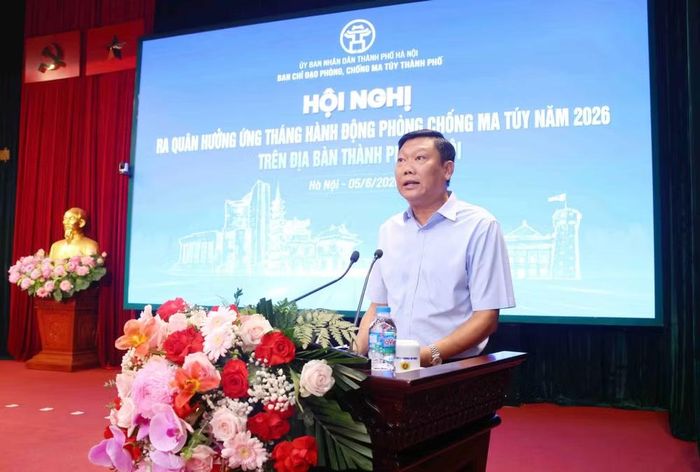 Ông Đỗ Anh Tuấn, Phó Chủ tịch Ủy ban Nhân dân thành phố Hà Nội, phát biểu tại hội nghị. (Ảnh: PV/Vietnam+)