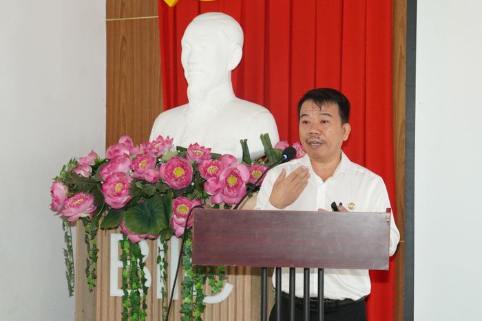 Ông Nguyễn Thanh Sơn, Thành viên Chi hội Tin học Bình Dương (Hội Tin học TP Hồ Chí Minh - HCA) chia sẻ tại hội thảo gần đây.