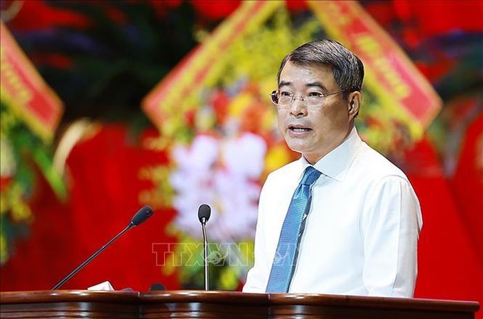 Thủ tướng Lê Minh Hưng phát biểu trao đổi, thảo luận với đại biểu dự Đại hội XIV Công đoàn Việt Nam. Ảnh: Dương Giang/TTXVN.