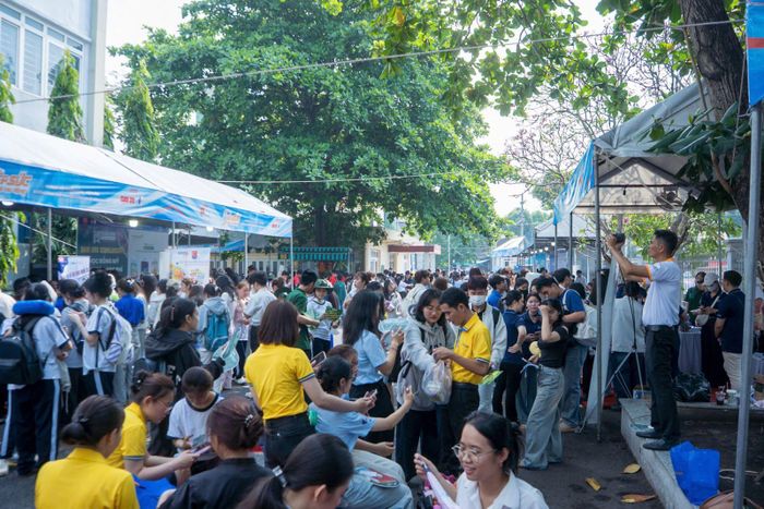 TP Hồ Chí Minh tổ chức sàn giao dịch việc làm để người lao động có nhiều cơ hội tìm việc.