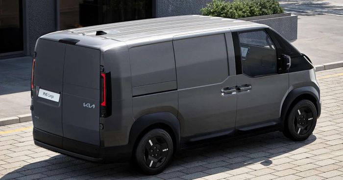 PV5 hướng đến chở người và hàng hóa.