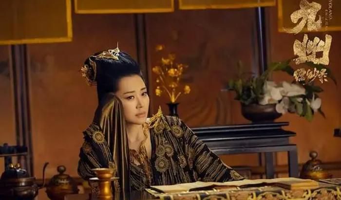 Bạch Lăng Ba được xem là một trong những nữ quyền mưu đáng gờm nhất của Cửu Châu Phiêu Miểu Lục. Ảnh: Sohu