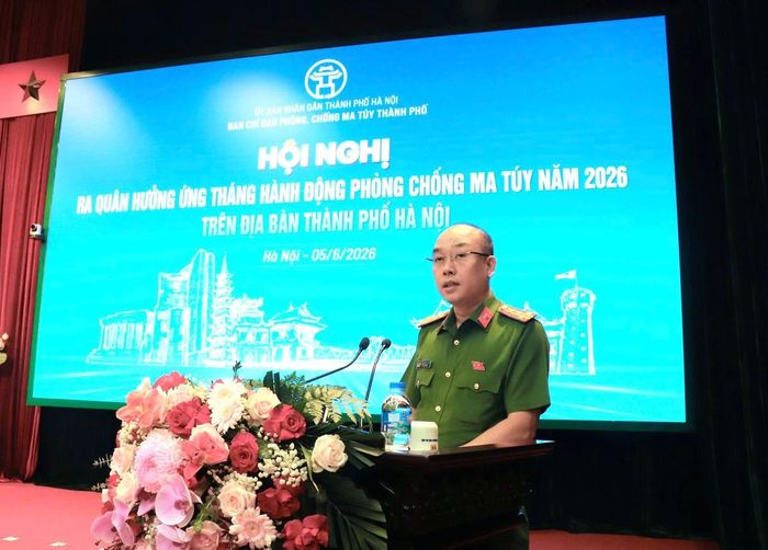 Đại tá Nguyễn Đức Long, Phó Giám đốc Công an thành phố Hà Nội, Phó Trưởng ban Thường trực Ban Chỉ đạo phòng, chống ma túy Thành phố, phát biểu khai mạc Hội nghị