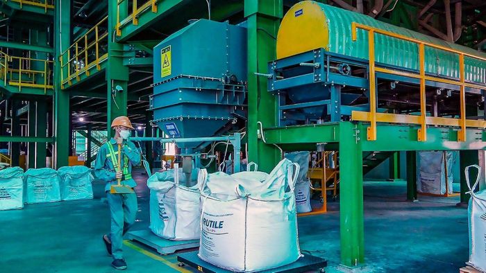 Chế biến sâu titan ở Khu công nghiệp chế biến titan Sông Bình. Ảnh: lamdong.gov.vn