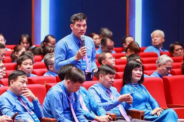 Đại biểu Phạm Đình Duẩn - Anh hùng Lao động, Phó Trưởng phòng Điều khiển sản xuất, Công ty Cổ phần Than Vàng Danh, Tập đoàn Than - Khoáng sản Việt Nam). Ảnh: Nhật Bắc