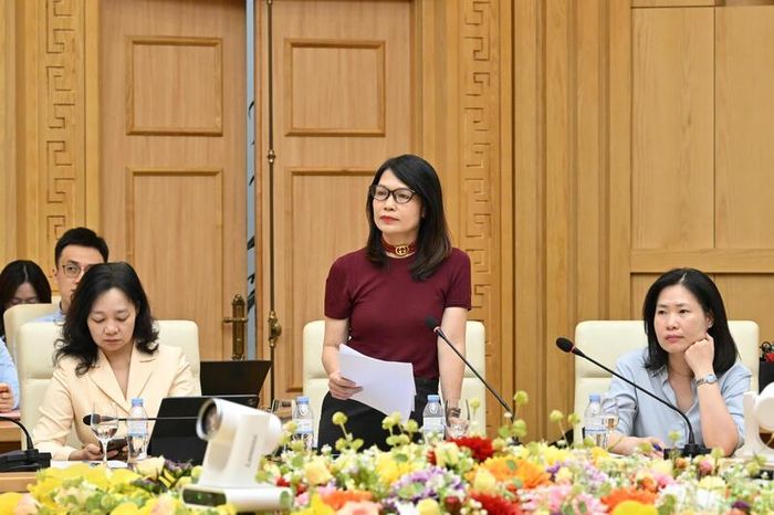 Lãnh đạo một số đơn vị phát biểu tại buổi làm việc. Ảnh: Cấn Dũng