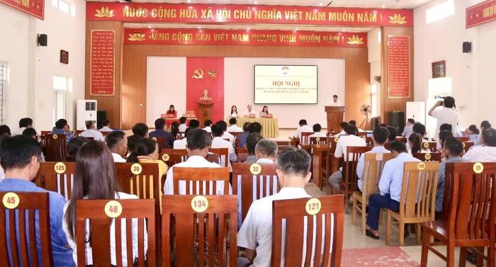 Toàn cảnh hội nghị.