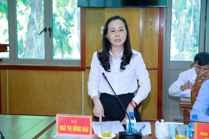 Trưởng Ban Văn hóa - Xã hội HĐND tỉnh Ngô Thị Hồng Hảo phát biểu tại buổi làm việc.