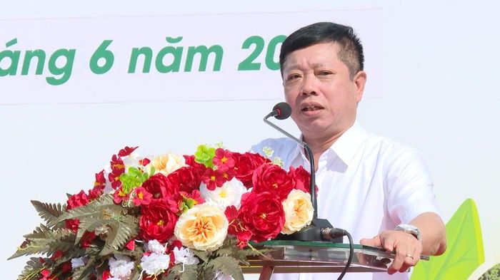 Phó Giám đốc Sở Nông nghiệp và Môi trường Nguyễn Đức Cường phát biểu khai mạc