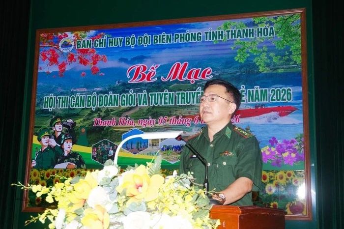 Đại tá Lê Văn Long, Phó Chính ủy Ban Chỉ huy BĐBP tỉnh phát biểu bế mạc hội thi.