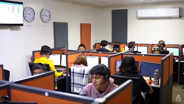 Các lao động làm việc trong lĩnh vực dịch vụ văn phòng thuê ngoài tại Philippines. Ảnh: CNA