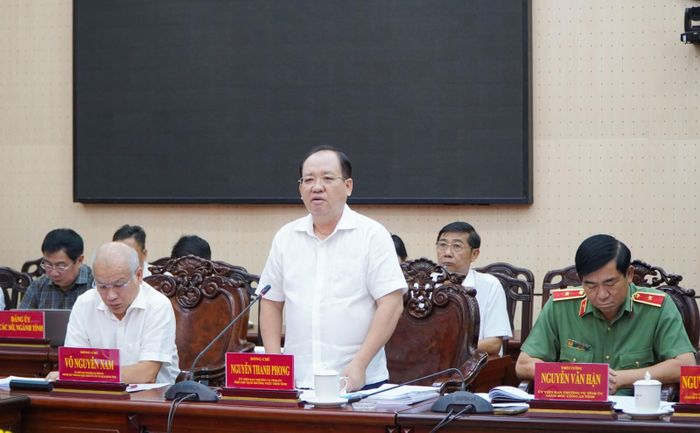 Ủy viên Ban Thường vụ Tỉnh ủy, Phó Chủ tịch Thường trực UBND tỉnh An Giang Nguyễn Thanh Phong phát biểu tại buổi làm việc.