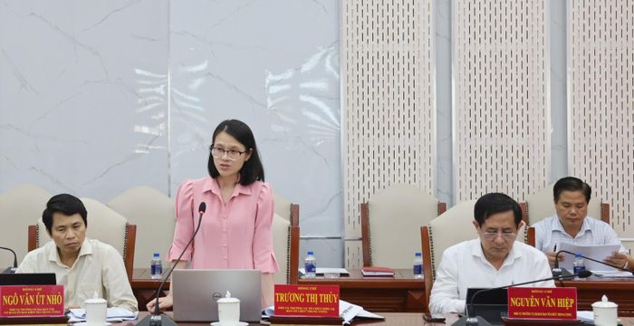 Phó Vụ trưởng Vụ Tổ chức - Điều lệ, Ban Tổ chức Trung ương Trương Thị Thủy phát biểu tại buổi làm việc.