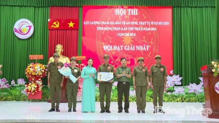 Đội xã Phú Hựu nhận giải Nhất tại Hội thi Lực lượng tham gia bảo vệ an ninh, trật tự ở cơ sở giỏi tỉnh Đồng Tháp lần thứ I năm 2026 - Cụm thi số 08. 