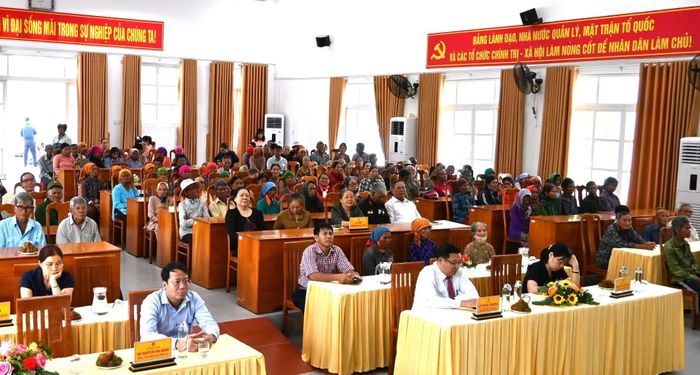 Toàn cảnh buổi lễ.