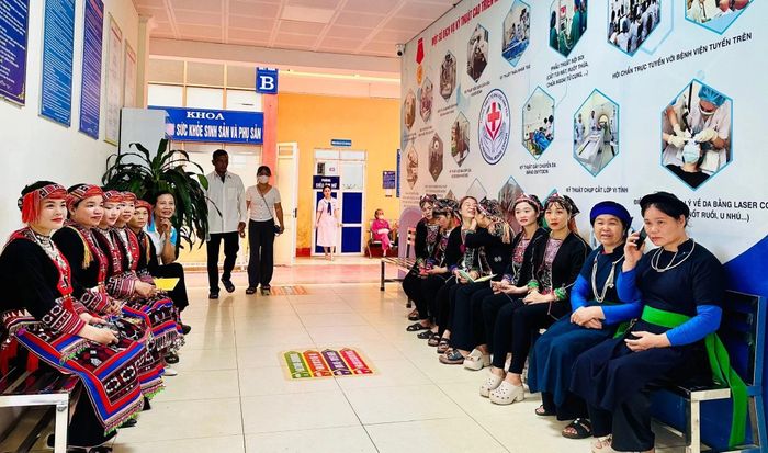 Nhiều người dân cho biết đây là lần đầu tiên được thực hiện đầy đủ các nội dung khám sức khỏe tổng quát ngay tại địa phương mà không phải đi xa.