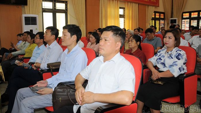 Đại biểu dự hội nghị