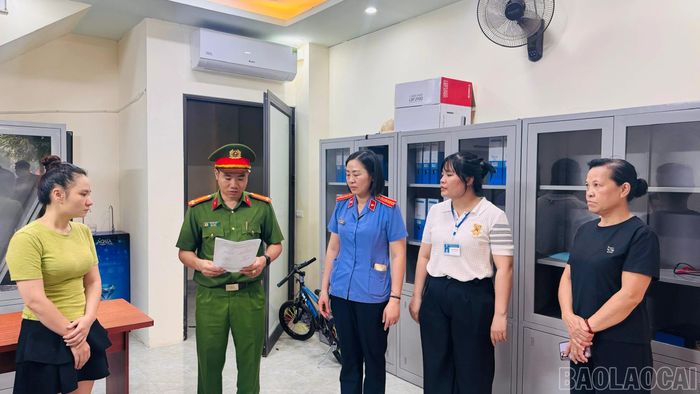Thi hành lệnh bắt bị can để tạm giam, khám xét nơi ở và nơi làm việc của Nguyễn Đức Giang.