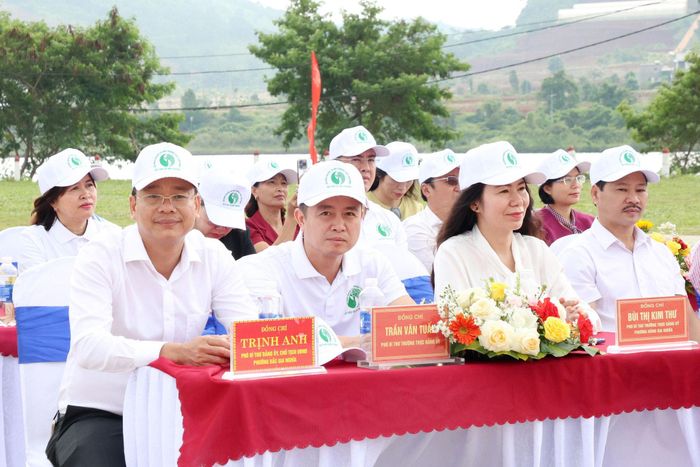 Lãnh đạo các địa phương tham dự lễ phát động