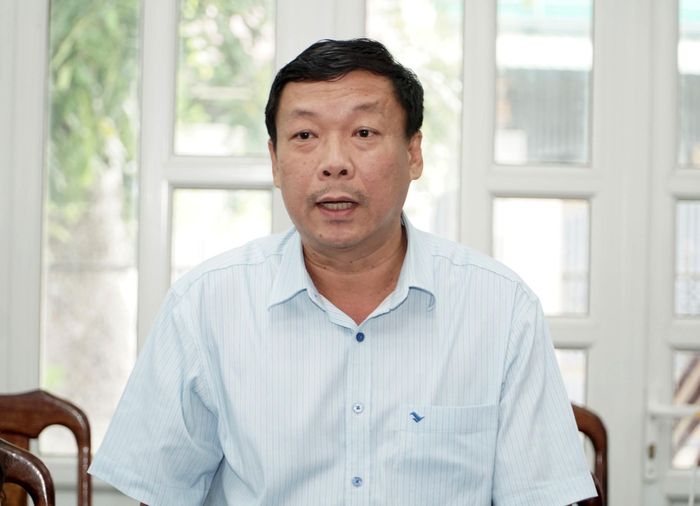 Lãnh đạo Sở Xây dựng báo cáo tại buổi làm việc