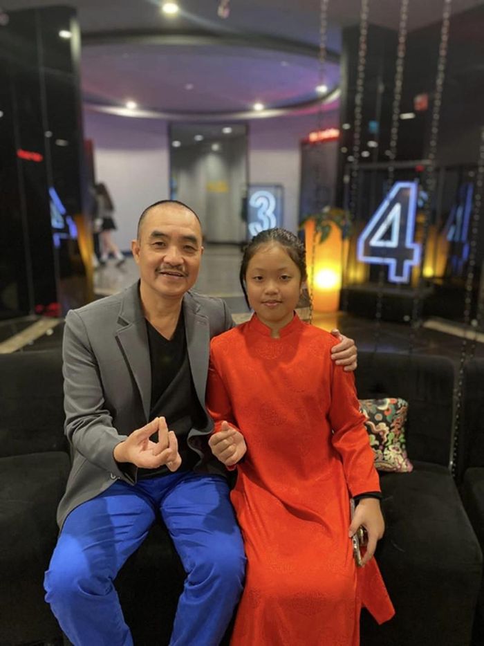 NSƯT Quốc Quân bên con.