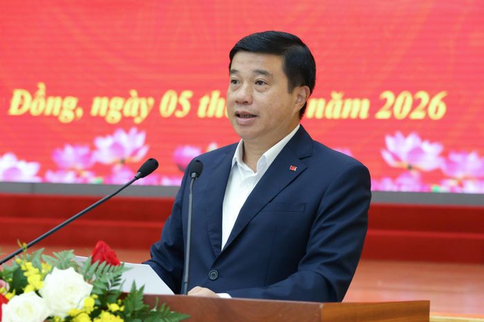Đồng chí Y Thanh Hà Niê Kđăm, Bí thư Tỉnh ủy Lâm Đồng phát biểu khai mạc hội nghị