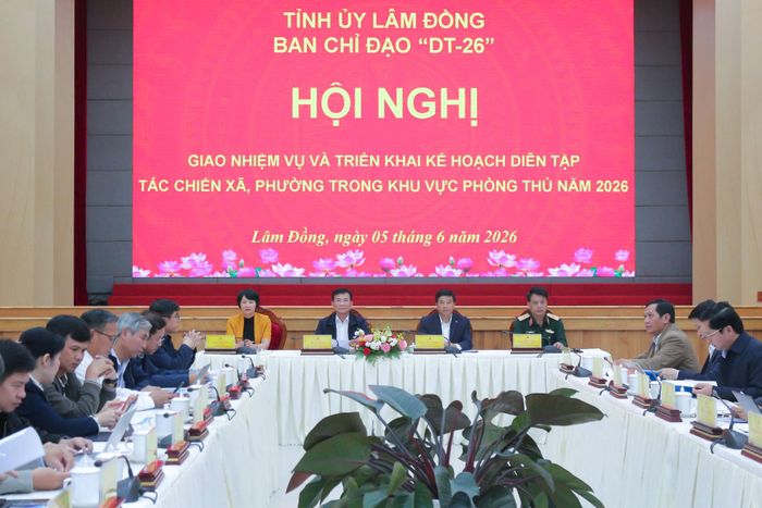 Quang cảnh hội nghị