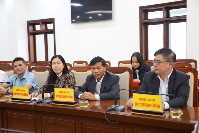 Các đại biểu tham dự