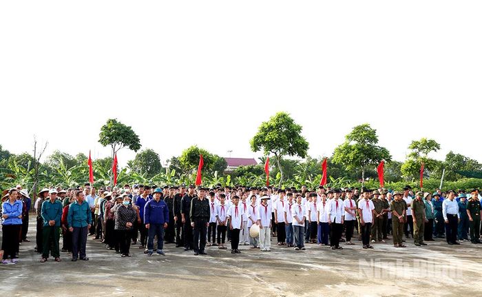 Quang cảnh Lễ ra quân.