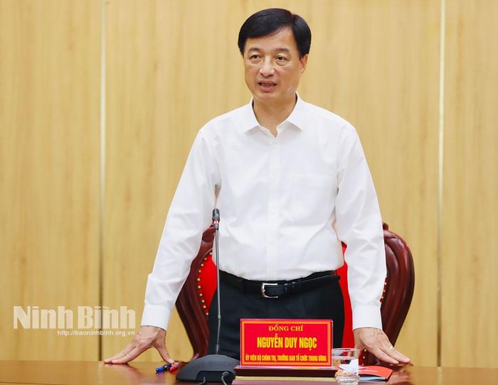 Đồng chí Nguyễn Duy Ngọc, Ủy viên Bộ Chính trị, Bí thư Trung ương Đảng, Trưởng Ban Tổ chức Trung ương, Trưởng Đoàn kiểm tra, giám sát số 18 phát biểu kết luận hội nghị.