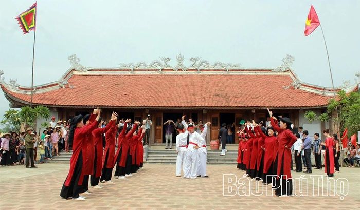 Hát Xoan Phú Thọ là di sản văn hóa phi vật thể đại diện của nhân loại - tài nguyên quý giá trong “Ngày hội văn hóa Phú Thọ”.