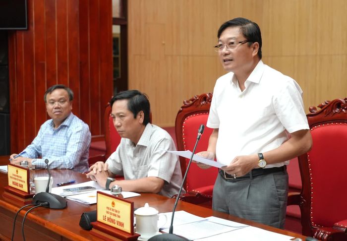 Đồng chí Lê Hồng Vinh, Chủ tịch UBND tỉnh phát biểu kết luận tại phiên họp - Ảnh: T.Đ