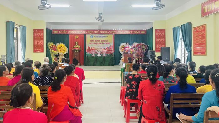 Quang cảnh buổi lễ - Ảnh: B.N