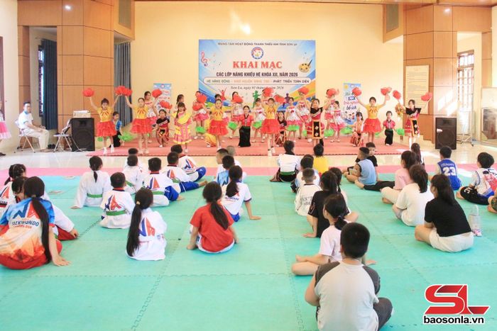 Các lớp năng khiếu hè của Trung tâm Hoạt động thanh thiếu nhi tỉnh thu hút đông đảo thiếu nhi tham gia