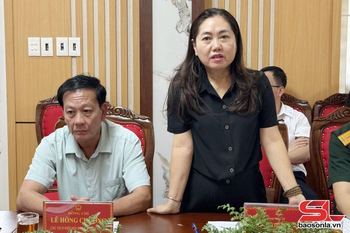Đại diện lãnh đạo Công ty TNHH MTV Xổ số kiến thiết Sơn La phát biểu tại cuộc làm việc.