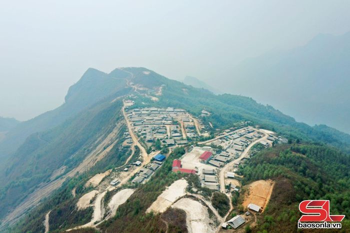 Bản Lọng Bó, xã Chiềng Hoa.