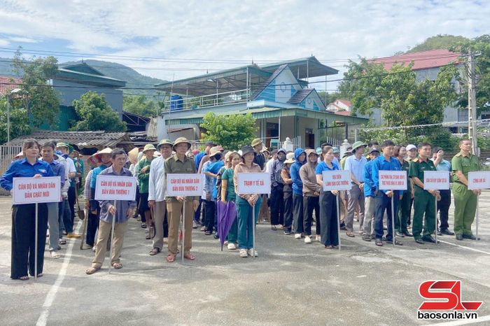 Các lực lượng tham gia Lễ ra quân
