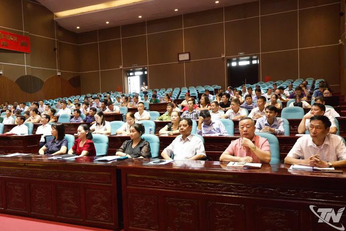 Đại biểu dự Hội nghị tập huấn.