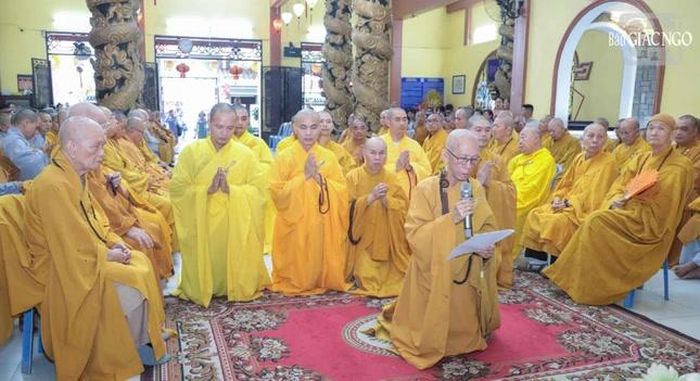 Hòa thượng Thích Giác Trí cung tuyên tiểu sử