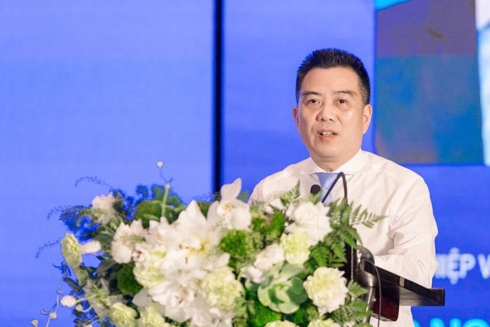 Thứ trưởng Bộ Nông nghiệp và Môi trường Đặng Ngọc Điệp nêu ra những vấn đề cốt lõi cần bàn thảo để tiến tới kiến nghị điều chỉnh luật nhằm phát triển kinh tế biển.