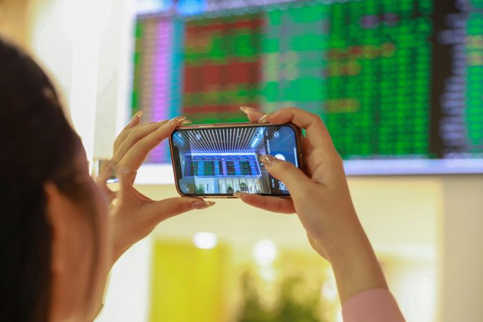 VN-Index có phiên tăng điểm thứ hai liên tiếp trong ngày cuối tuần. Ảnh: Đức Thanh