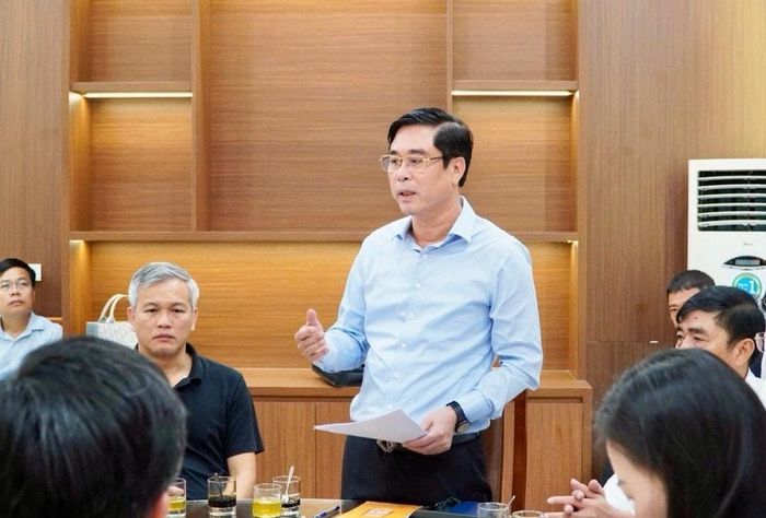 Chủ tịch Hội Doanh nhân tỉnh Nguyễn Cao Sơn nêu ý kiến tại chương trình. Ảnh: Khánh Trang