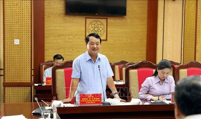 Bí thư Tỉnh ủy Tuyên Quang Hầu A Lềnh tiếp thu các ý kiến của Đoàn kiểm tra. Ảnh: Quang Cường – TTXVN