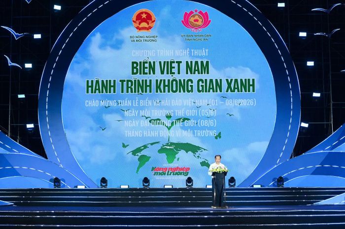 Bộ trưởng Bộ Nông nghiệp và Môi trường Trịnh Việt Hùng phát biểu tại chương trình. Ảnh: Tùng Đinh