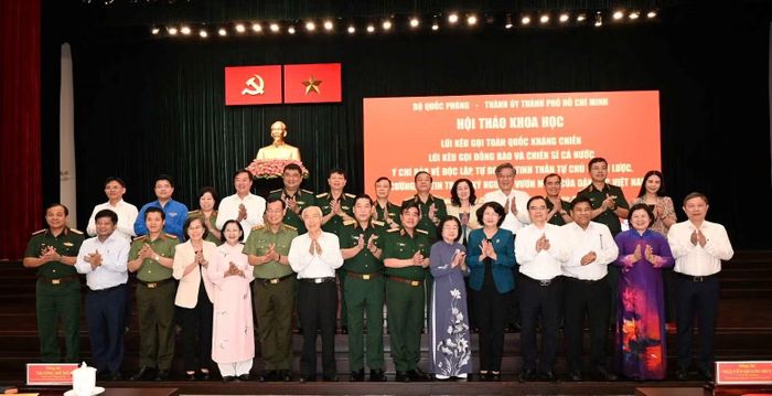 Các vị lãnh đạo, đại biểu, nhà khoa học tại hội thảo.