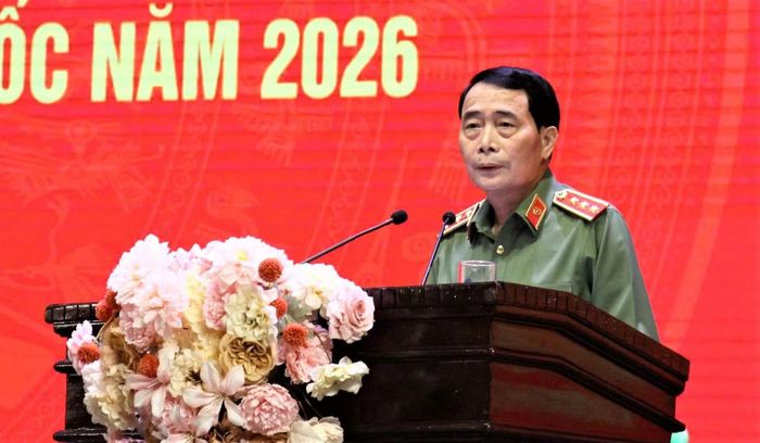 Thượng tướng Lê Quốc Hùng, Thứ trưởng Bộ Công an phát biểu tại hội nghị.