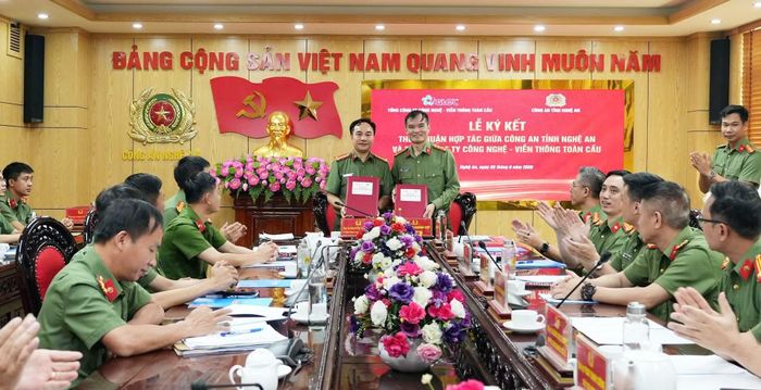 Tổng công ty GTEL ký kết hợp tác với Công an tỉnh Nghệ An nhằm đẩy mạnh chuyển đổi số, ứng dụng công nghệ phục vụ công tác Công an tại địa phương.